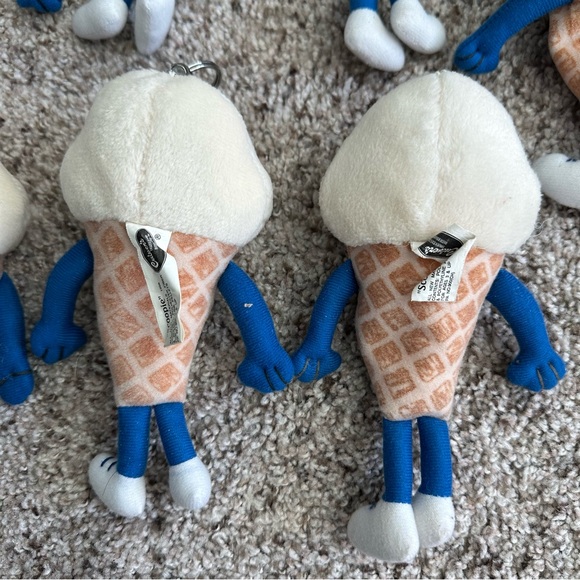 Lot 7 Culvers 1998 Scoopie Keychain 7" Plush Vanilla Ice Cream Cone Vintage - Picture 10 of 13